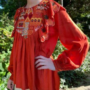 Farm Rio Linen Blend Blouse Detailed Embroidery Blusa Bordada NWT Sz Small $230